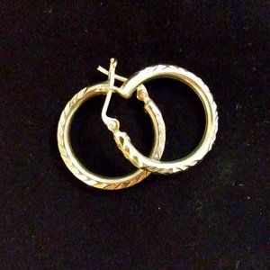 Fashion Ridged Silver Hoop Earrings